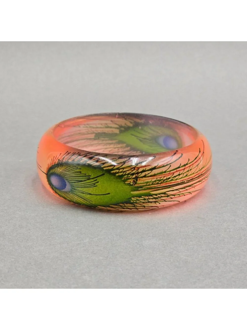 Vintage Lucite Peacock Feather Bangle Bracelet Pink Painted Retro Statement 60s - Picture 1 of 11